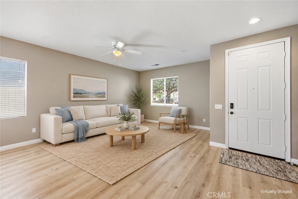 124 Playa Court Property Photo 6