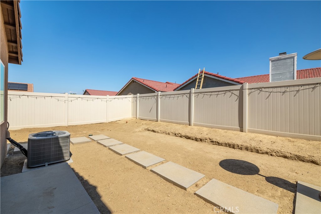 1400 Monument Property Photo 31