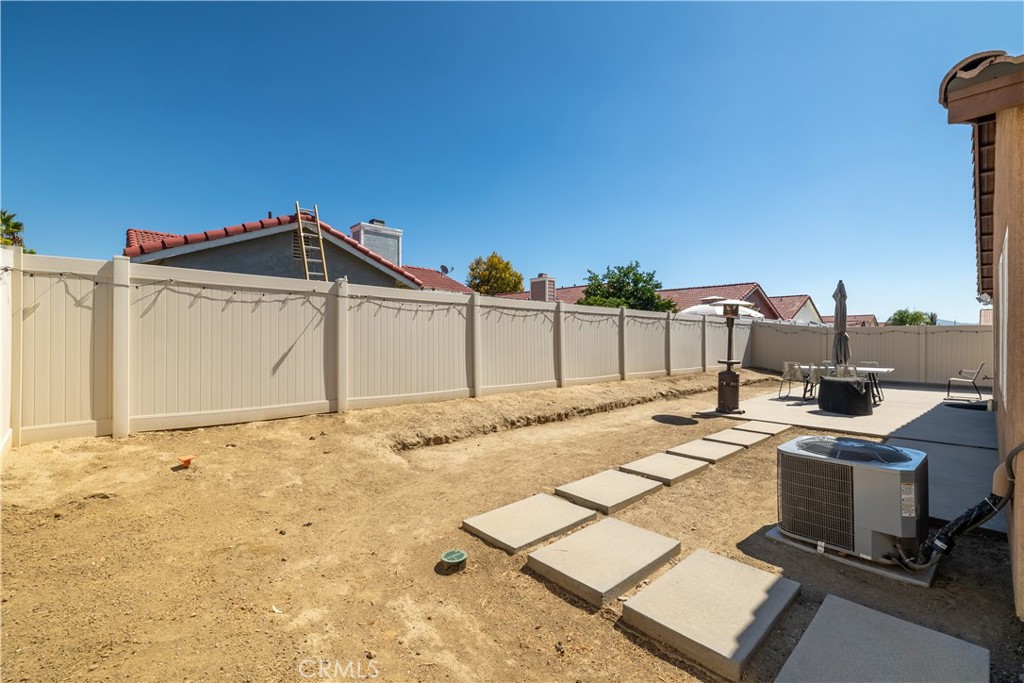 1400 Monument Property Photo 33