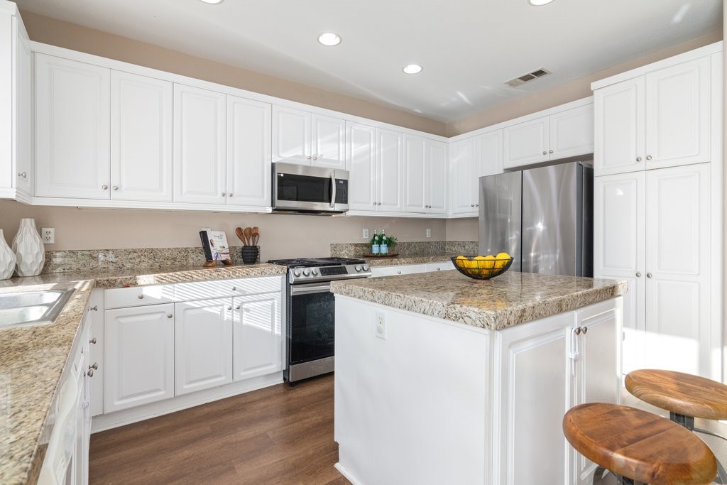 36935 Cordella Ln Property Photo 13