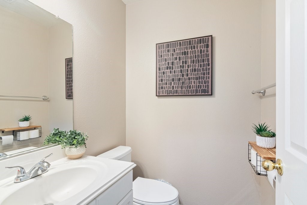36935 Cordella Ln Property Photo 16