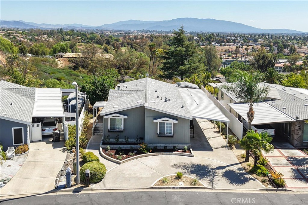 38642 Via Amarilla Property Photo 3