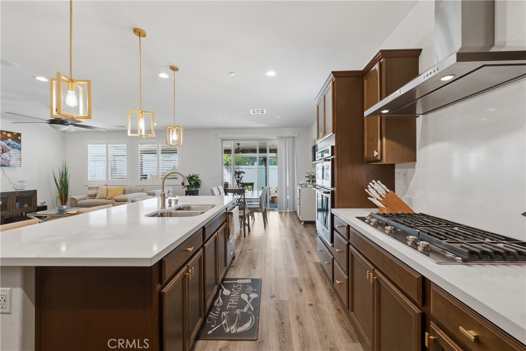 35111 Tavel Property Photo 3