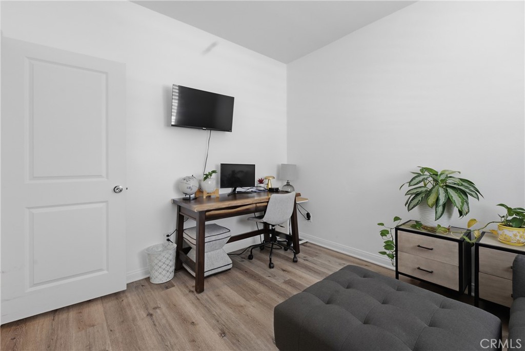 35111 Tavel Property Photo 16