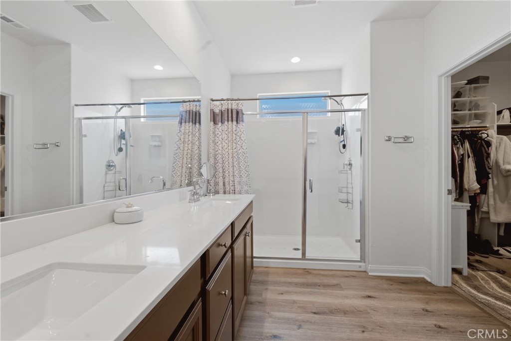 35111 Tavel Property Photo 36