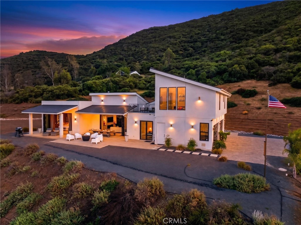 42950 Ivy Street Property Photo 1