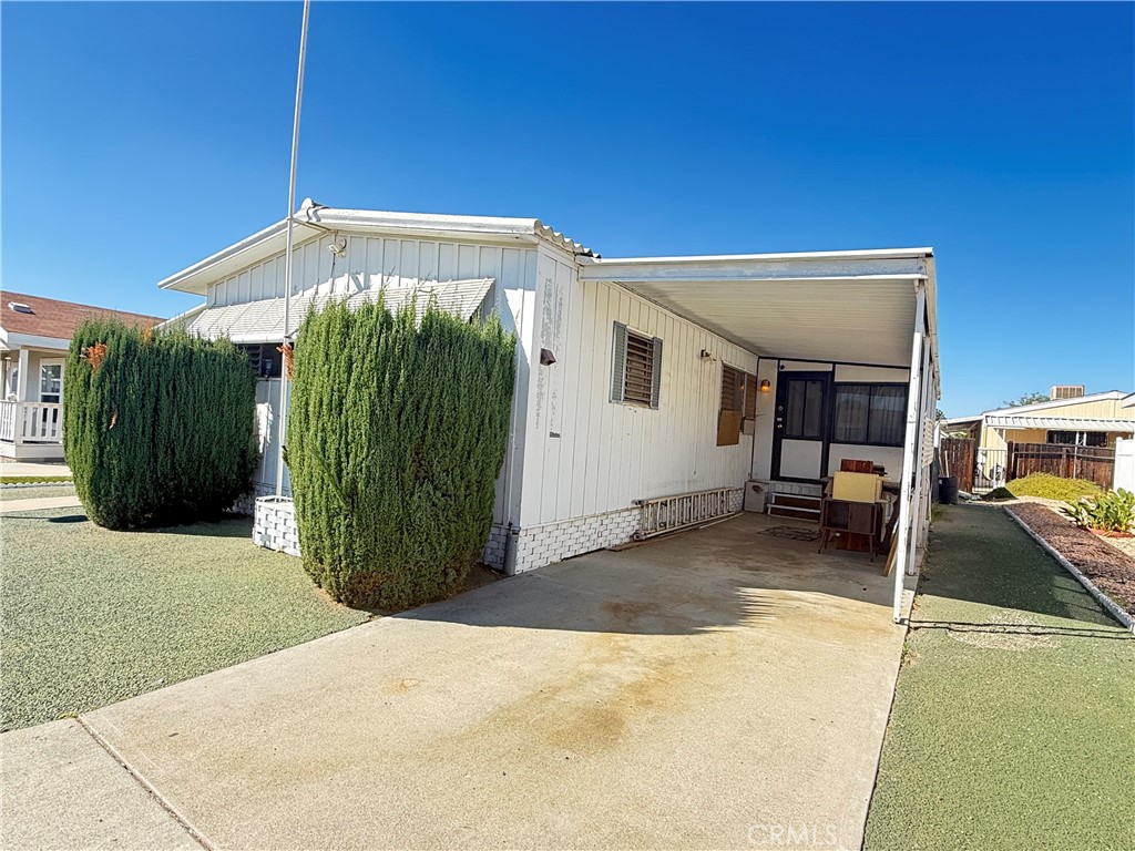 170 San Carlos Property Photo 2