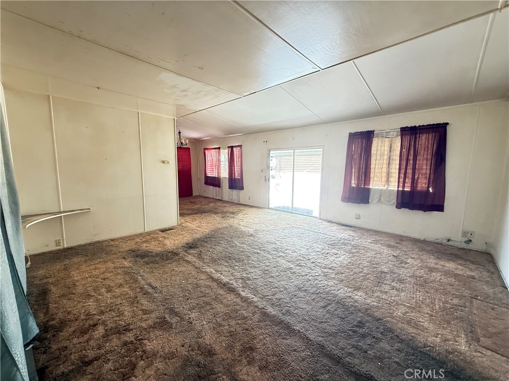170 San Carlos Property Photo 7