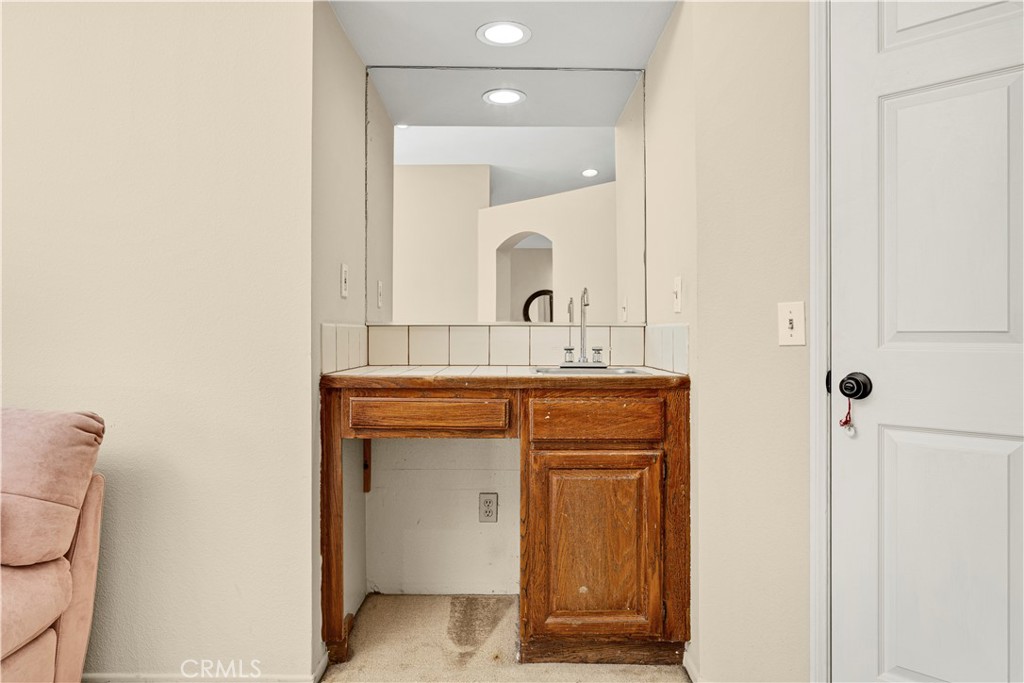 15424 Zaharias Street Property Photo 27