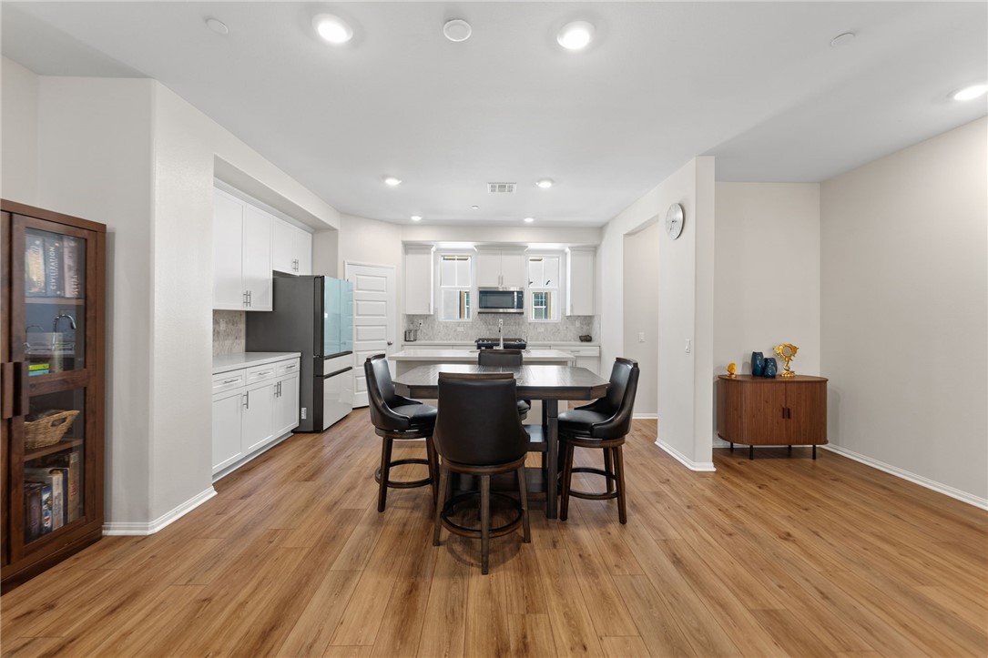 40863 Melrose Drive Property Photo 10