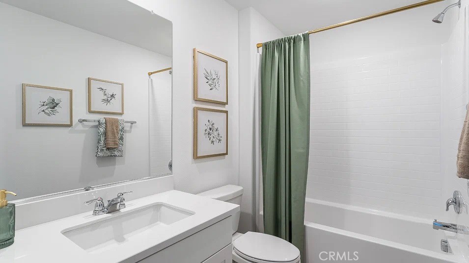 27784 Leggero Lane Property Photo 8