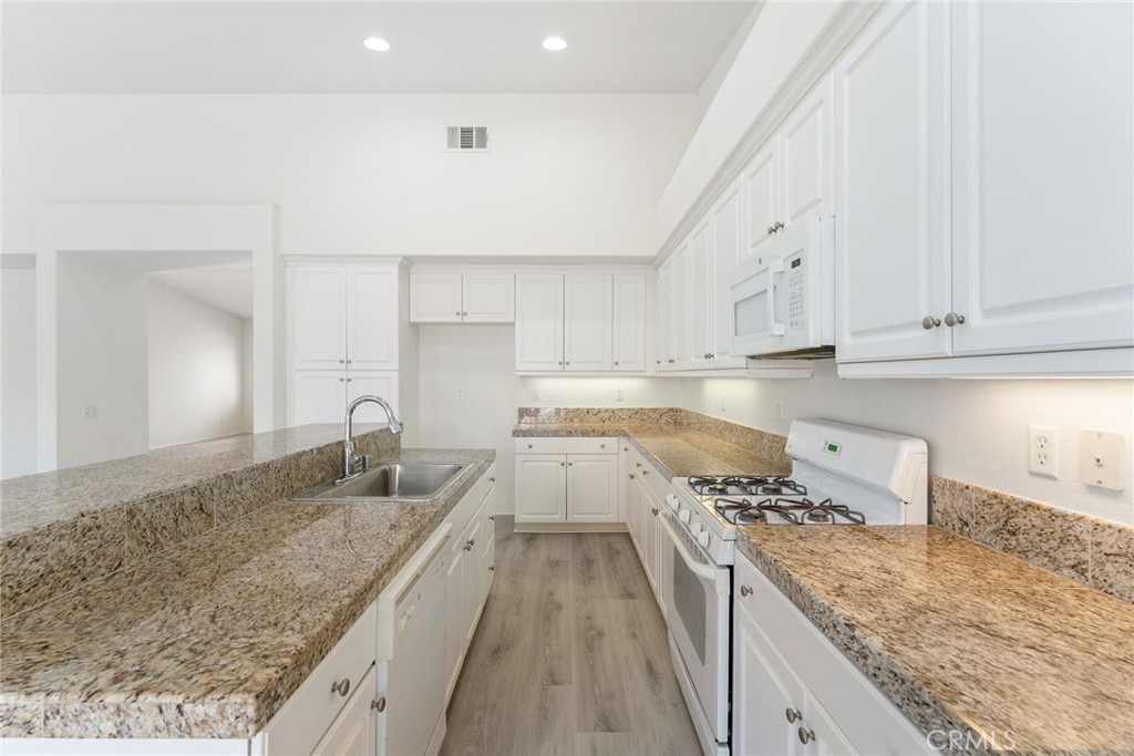 1137 Bramble Property Photo 11