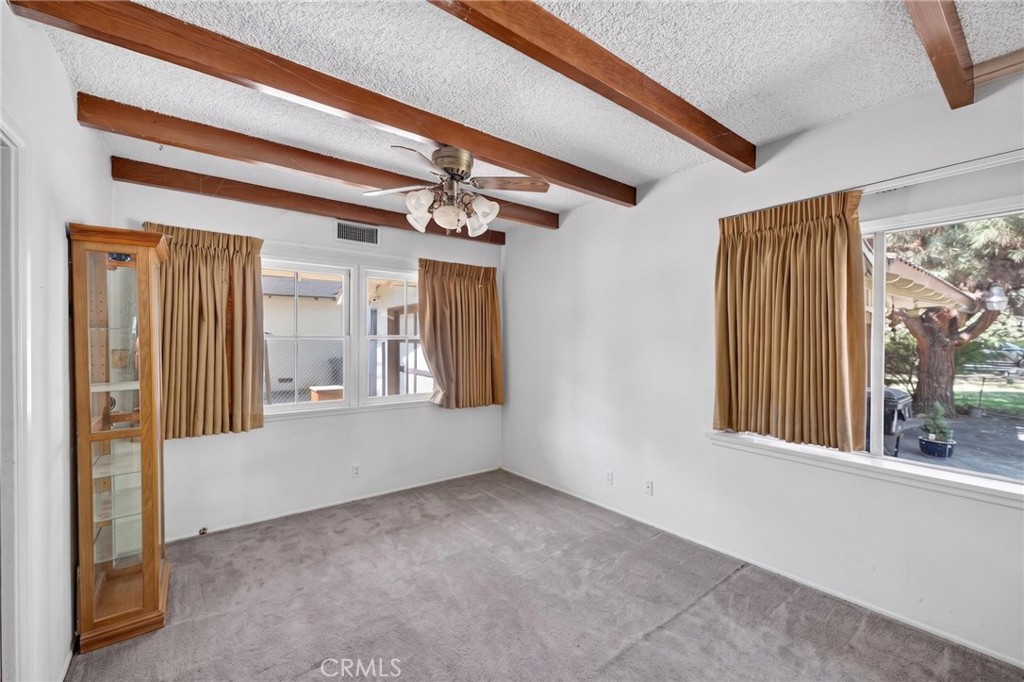 36 E Longden Avenue Property Photo 16