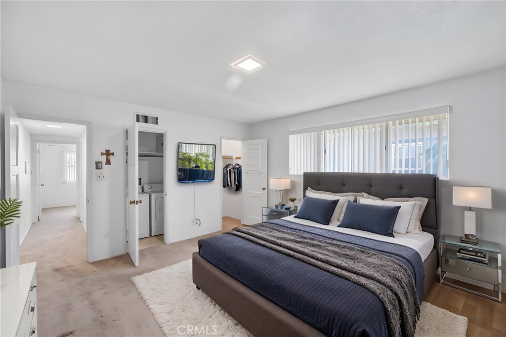 36 E Longden Avenue Property Photo 36