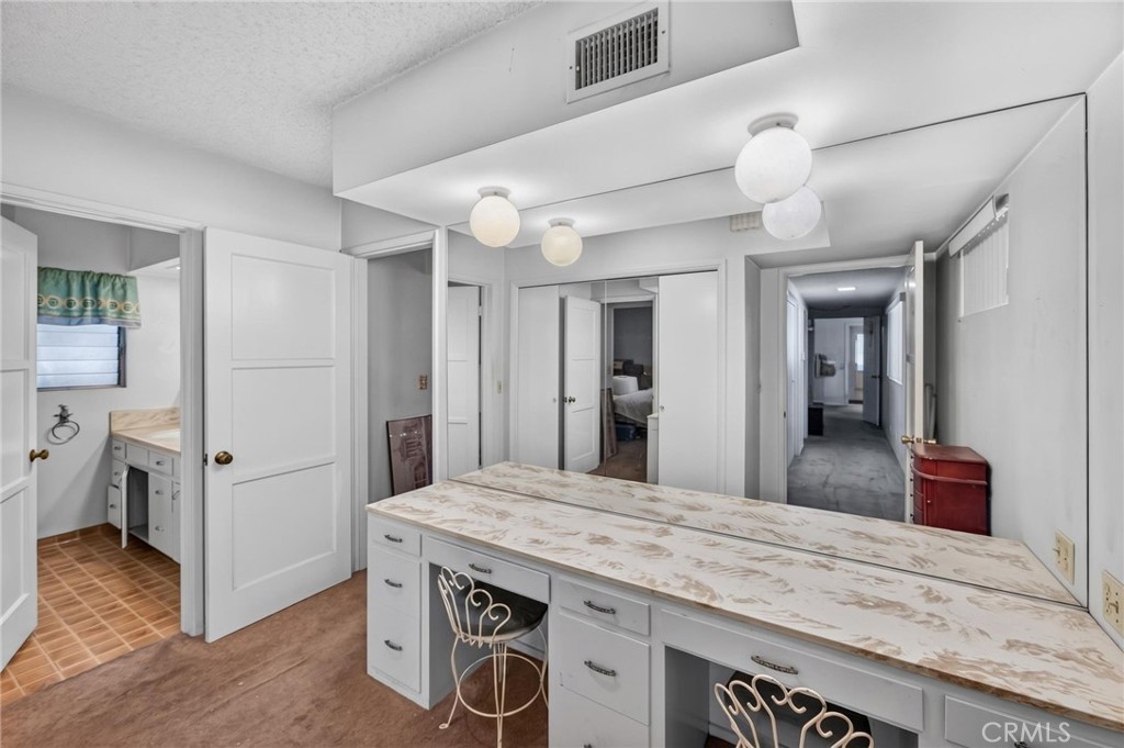 36 E Longden Avenue Property Photo 40