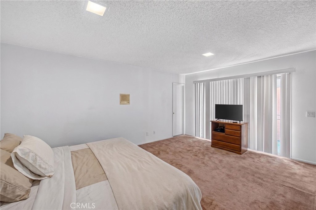 36 E Longden Avenue Property Photo 45