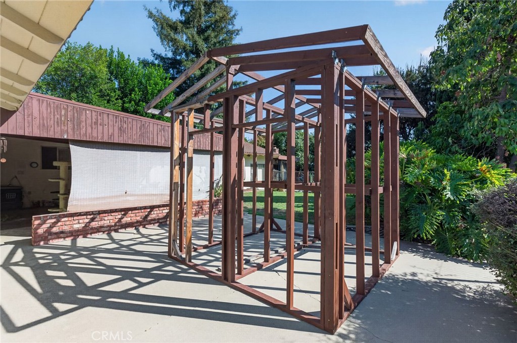 36 E Longden Avenue Property Photo 55