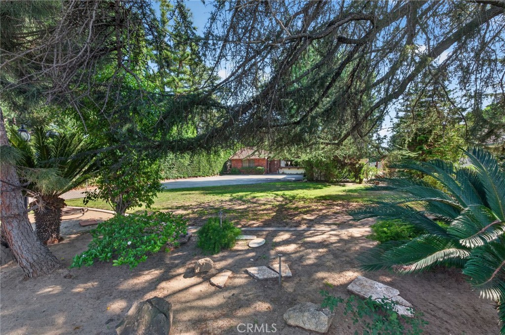 36 E Longden Avenue Property Photo 63