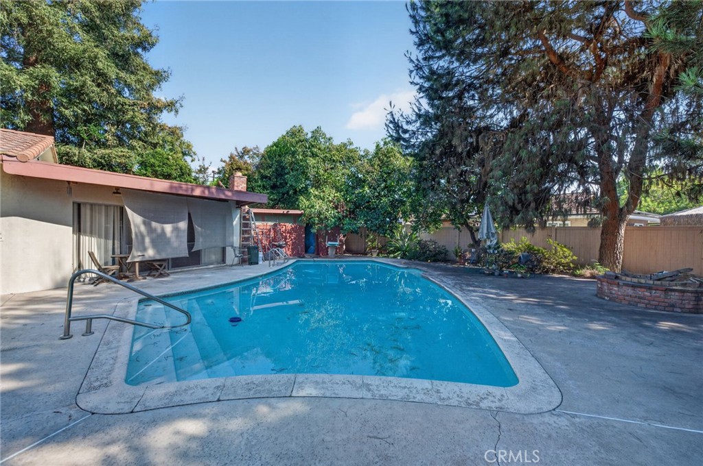 36 E Longden Avenue Property Photo 64