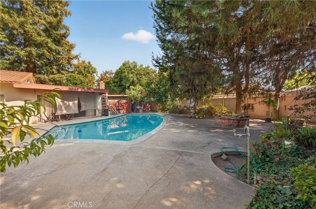 36 E Longden Avenue Property Photo 65