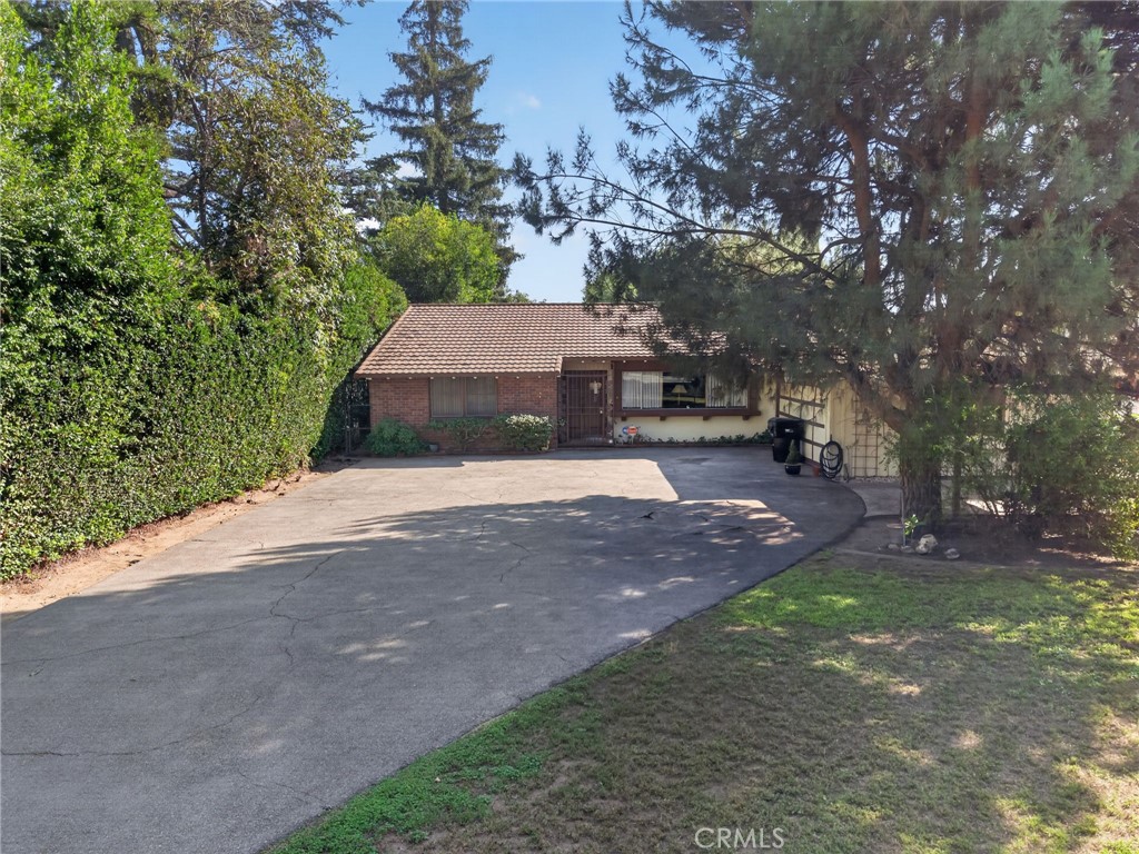 36 E Longden Avenue Property Photo 70