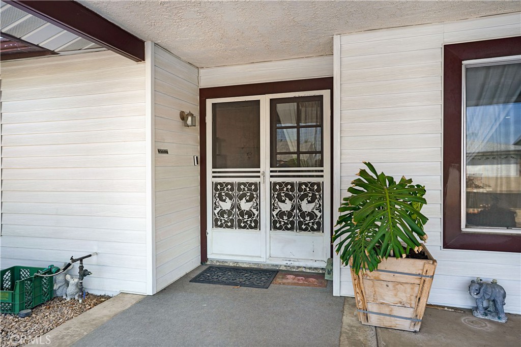 27815 Foxfire St. Property Photo 5