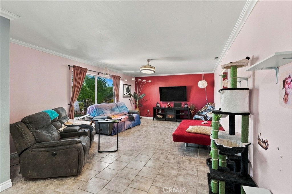 27815 Foxfire St. Property Photo 12