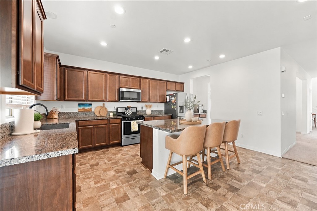 34306 Kensington Property Photo 11