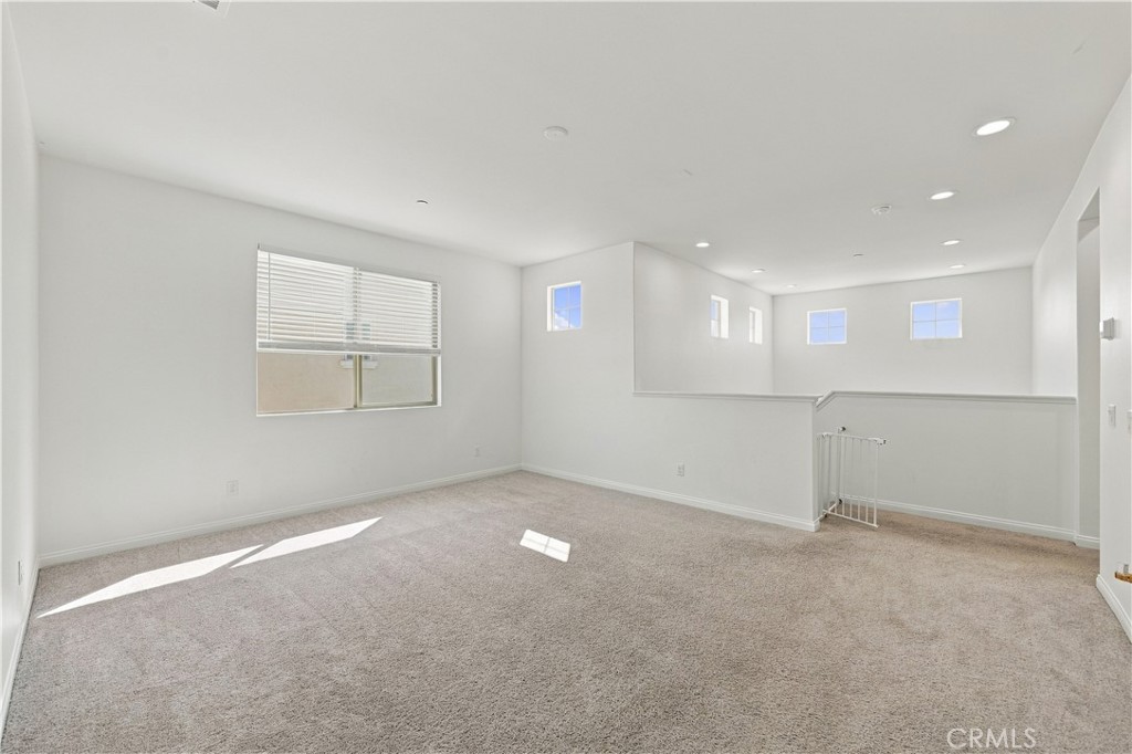 34306 Kensington Property Photo 24