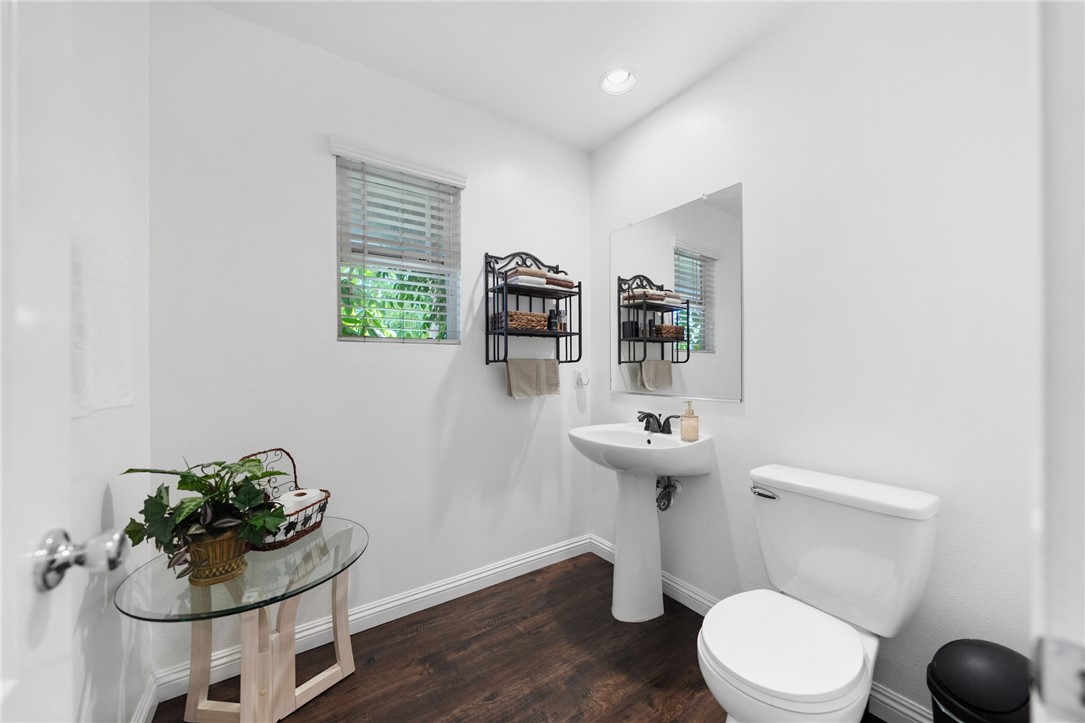 702 Gloriosa Avenue Property Photo 5