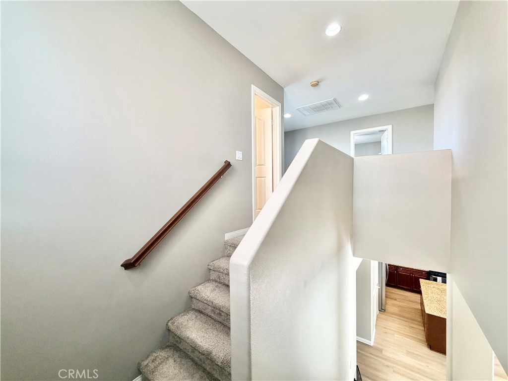 6715 Rosebay Court Property Photo 18