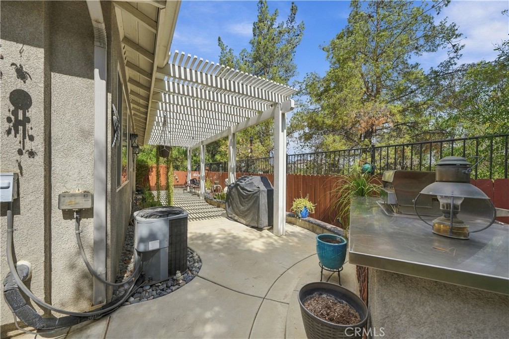 140 Mccarron Property Photo 29