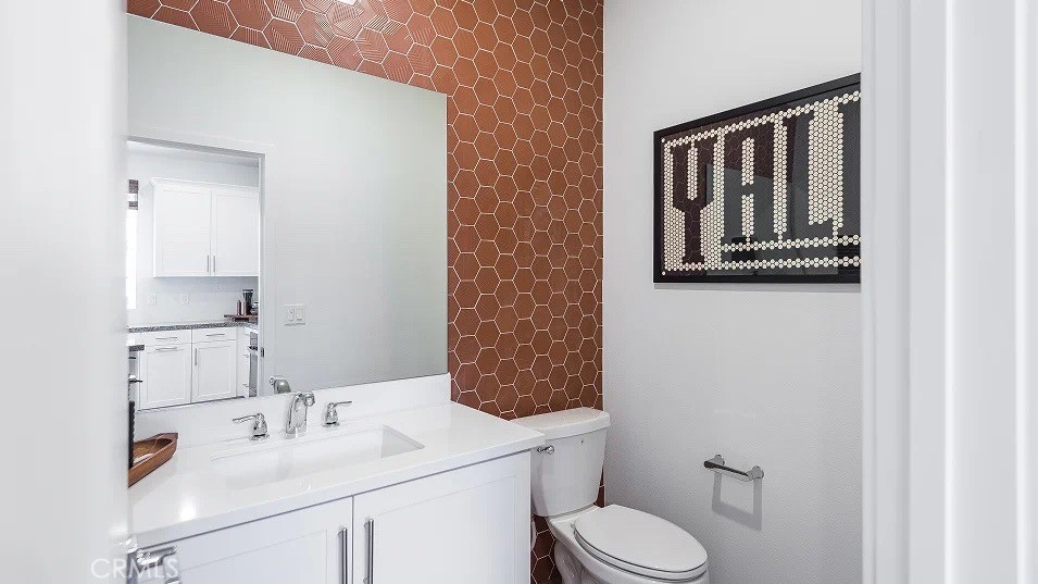 8501 Tapia Way Property Photo 11
