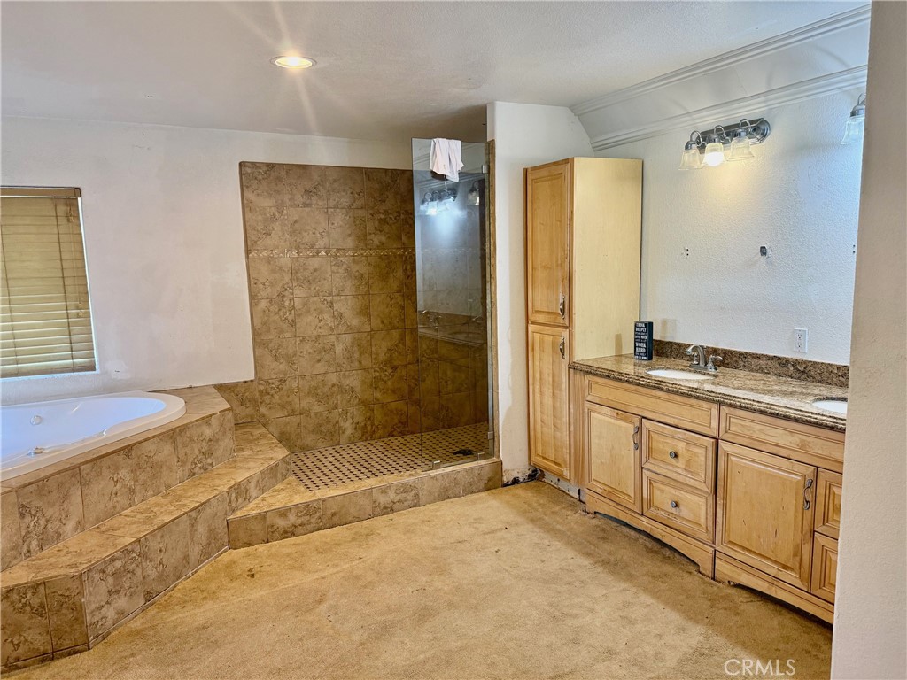 14320 Four Winds Property Photo 12