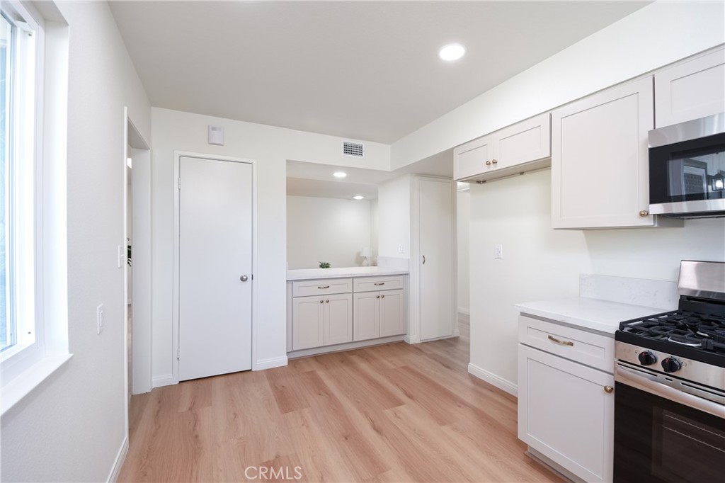 26406 Cherry Hills Property Photo 7
