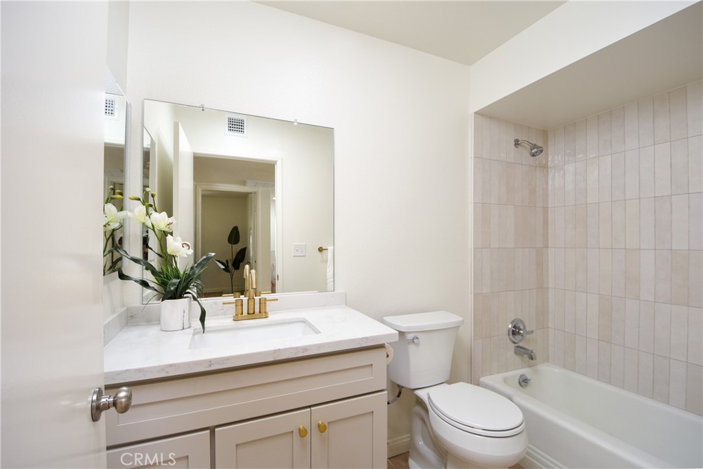 26406 Cherry Hills Property Photo 18
