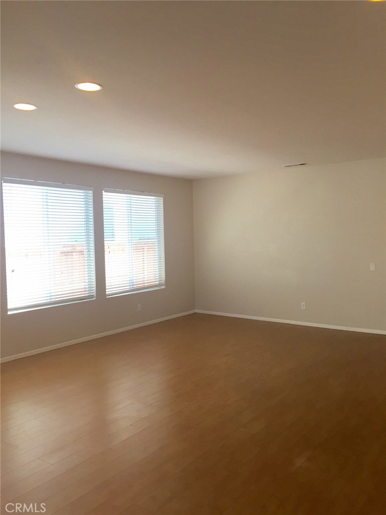 29788 Circinus Street Property Photo 4