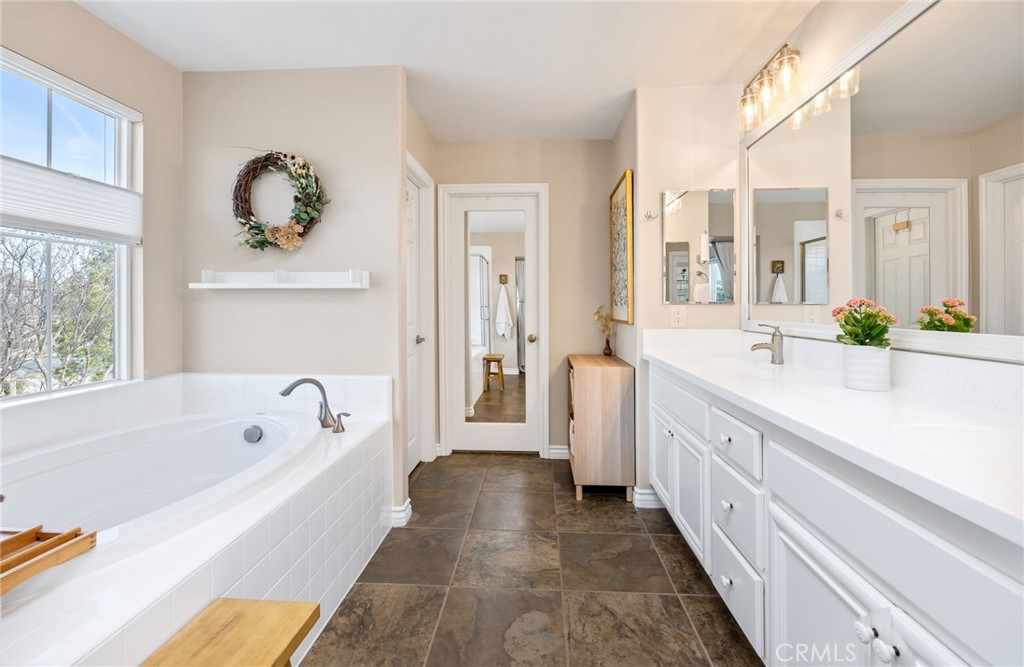 40435 Charlesburg Drive Property Photo 24