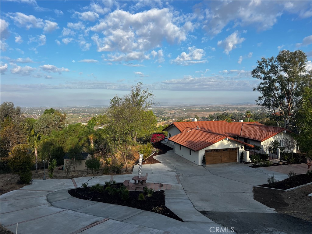 41525 Avenida Ortega Property Photo 1