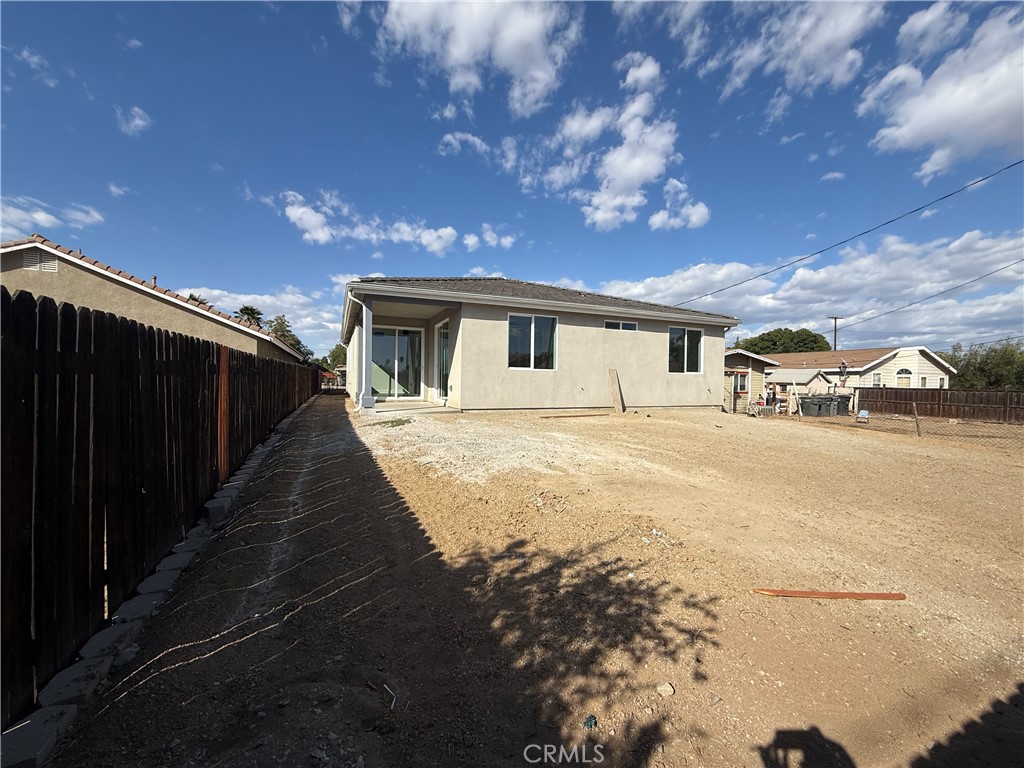 179 E 8th Street Property Photo 5