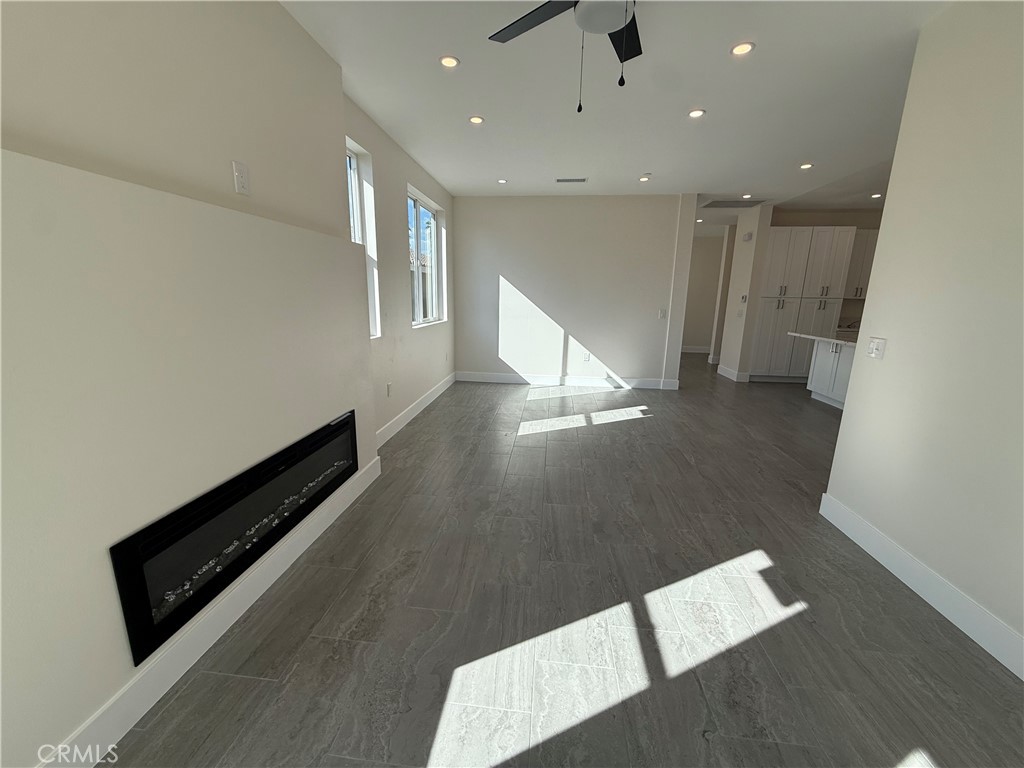 179 E 8th Street Property Photo 10