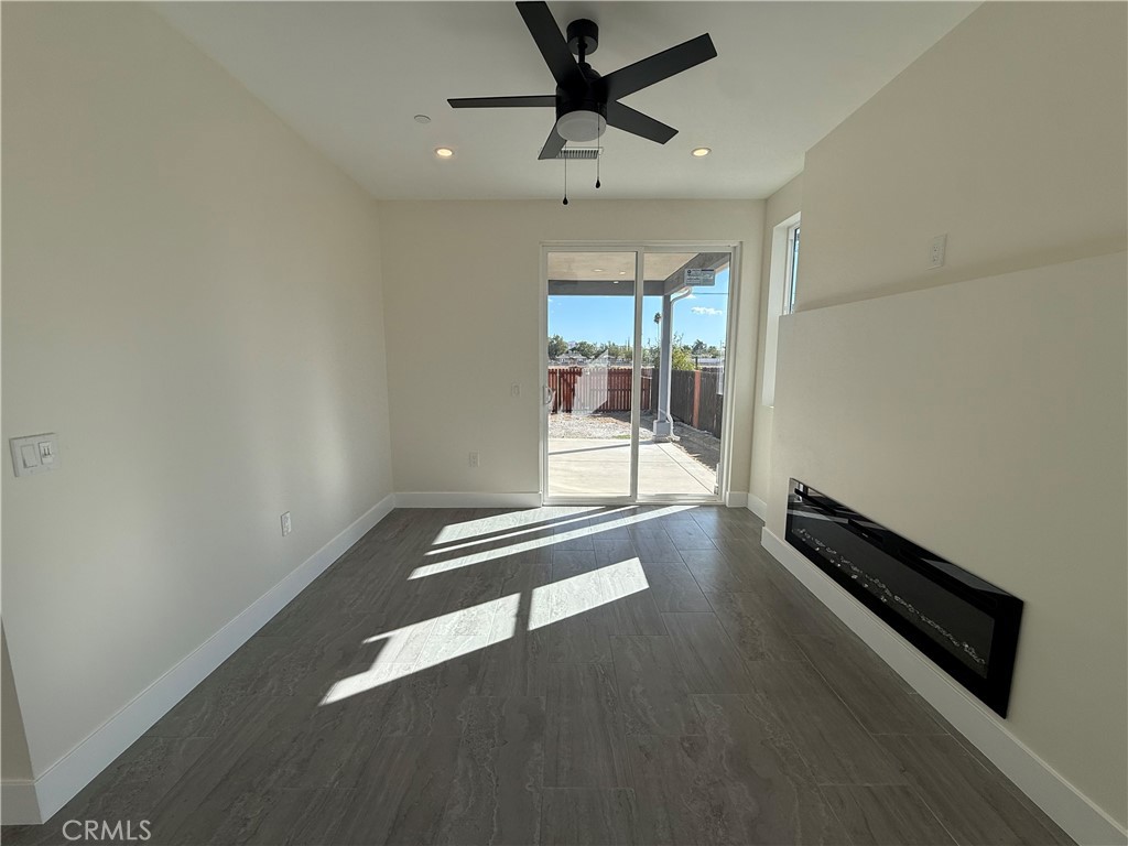 179 E 8th Street Property Photo 11