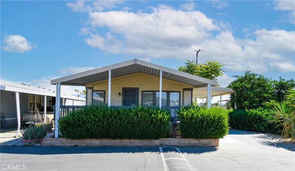 530 Devonshire 9 Property Photo 2