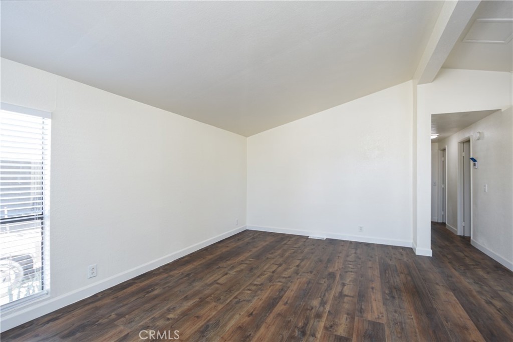 530 Devonshire 9 Property Photo 4