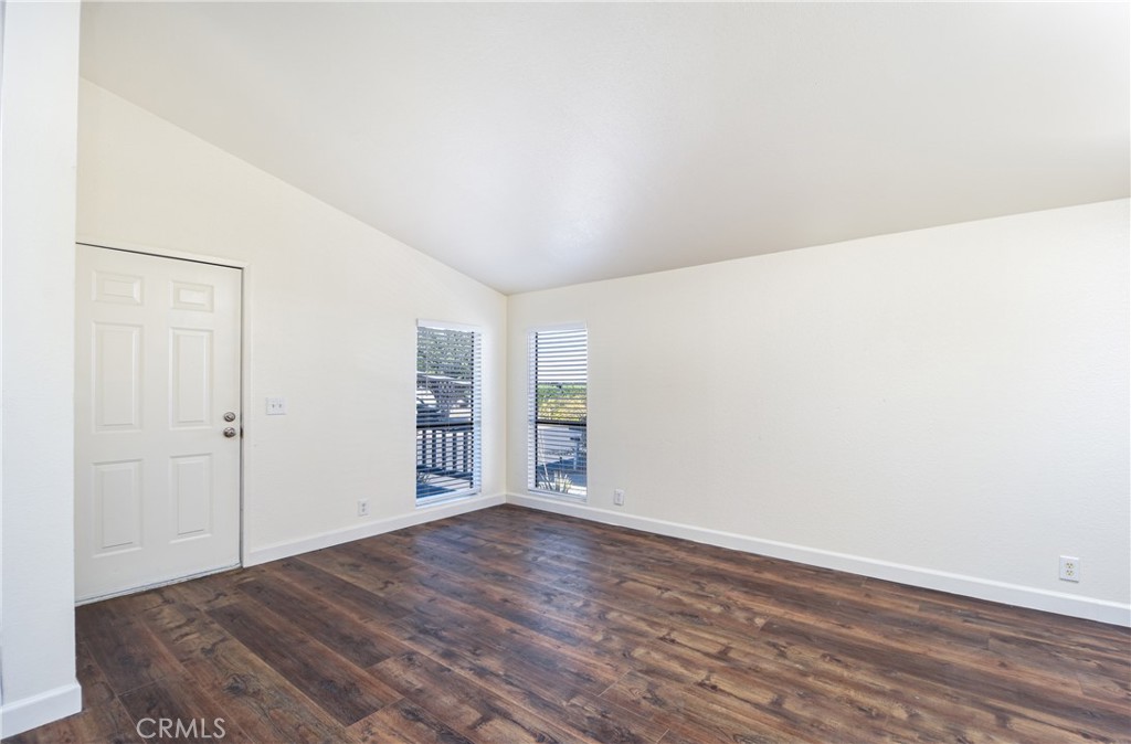 530 Devonshire 9 Property Photo 5