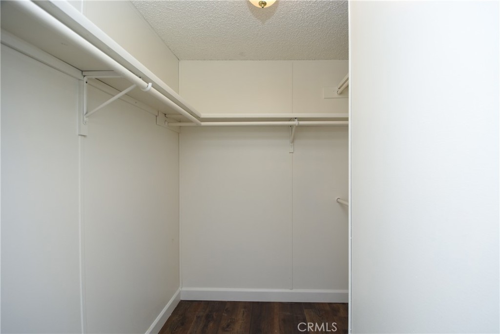 530 Devonshire 9 Property Photo 18