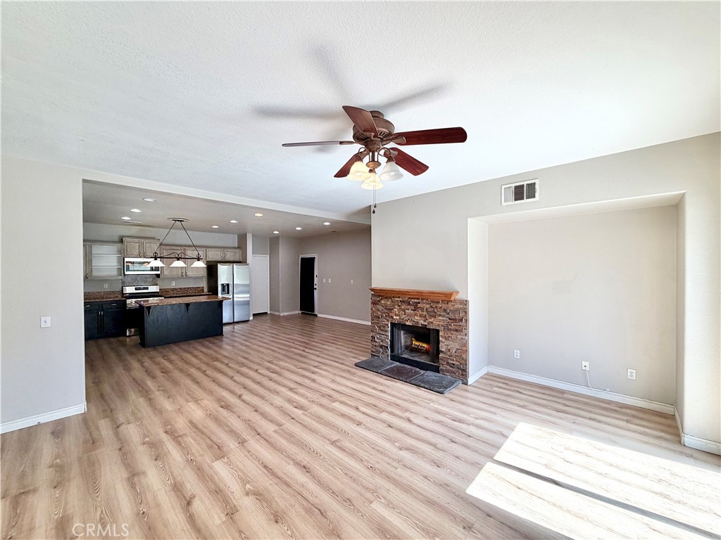 33602 Magnetite Street Property Photo 17