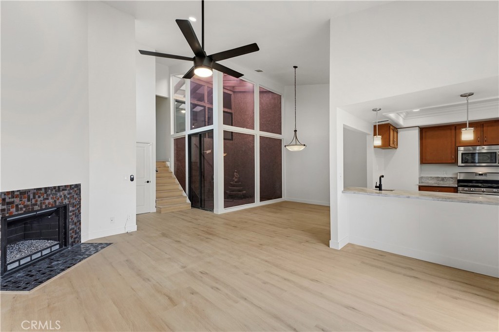 182 E Paseo Florido Property Photo 6
