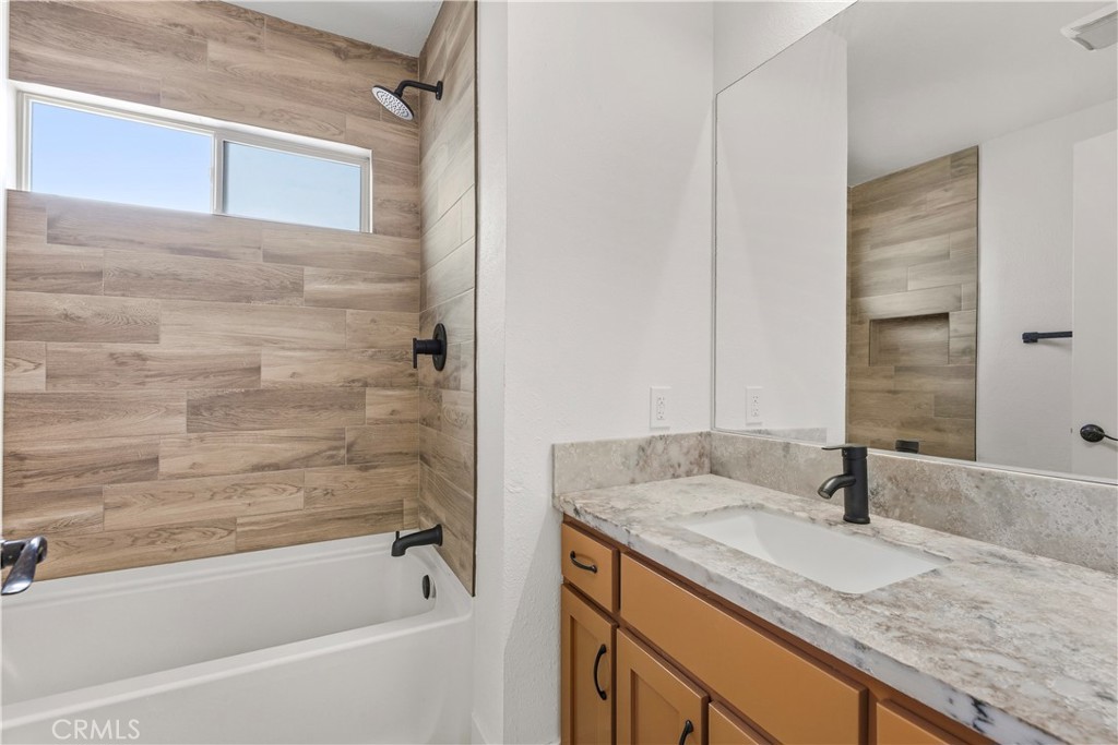 182 E Paseo Florido Property Photo 12