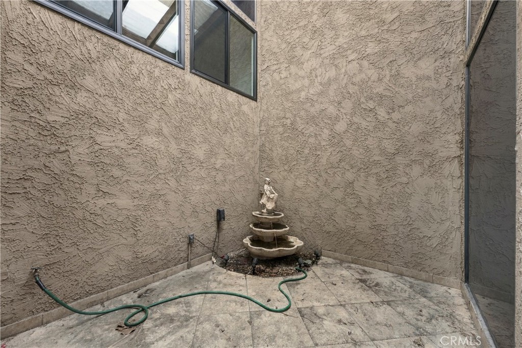 182 E Paseo Florido Property Photo 16